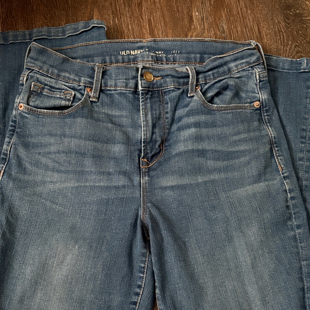 Old Navy Women's High Rise Flare Jeans